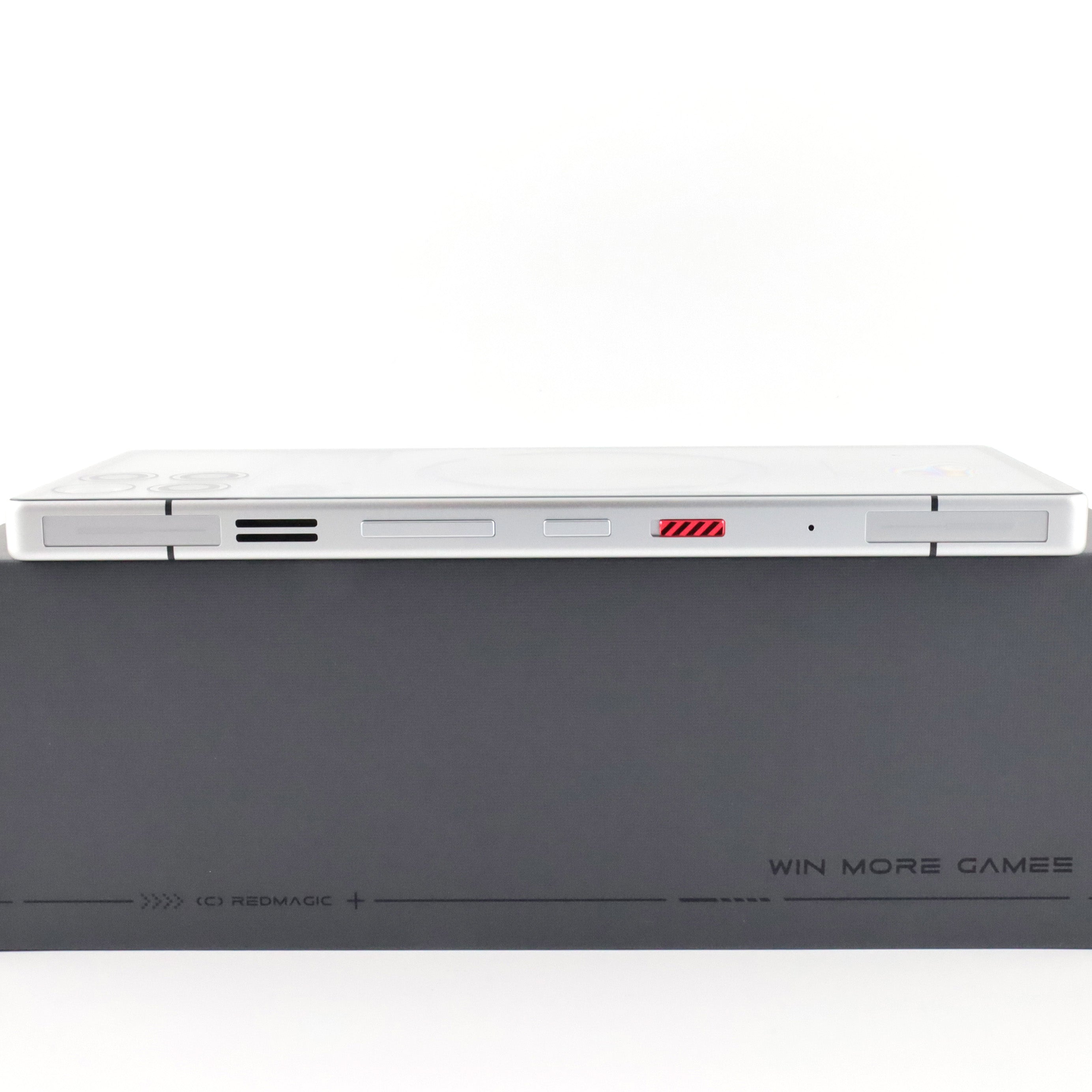 A-ランク REDMAGIC 11S Pro 16/512GB Subzero NX809J グローバル版