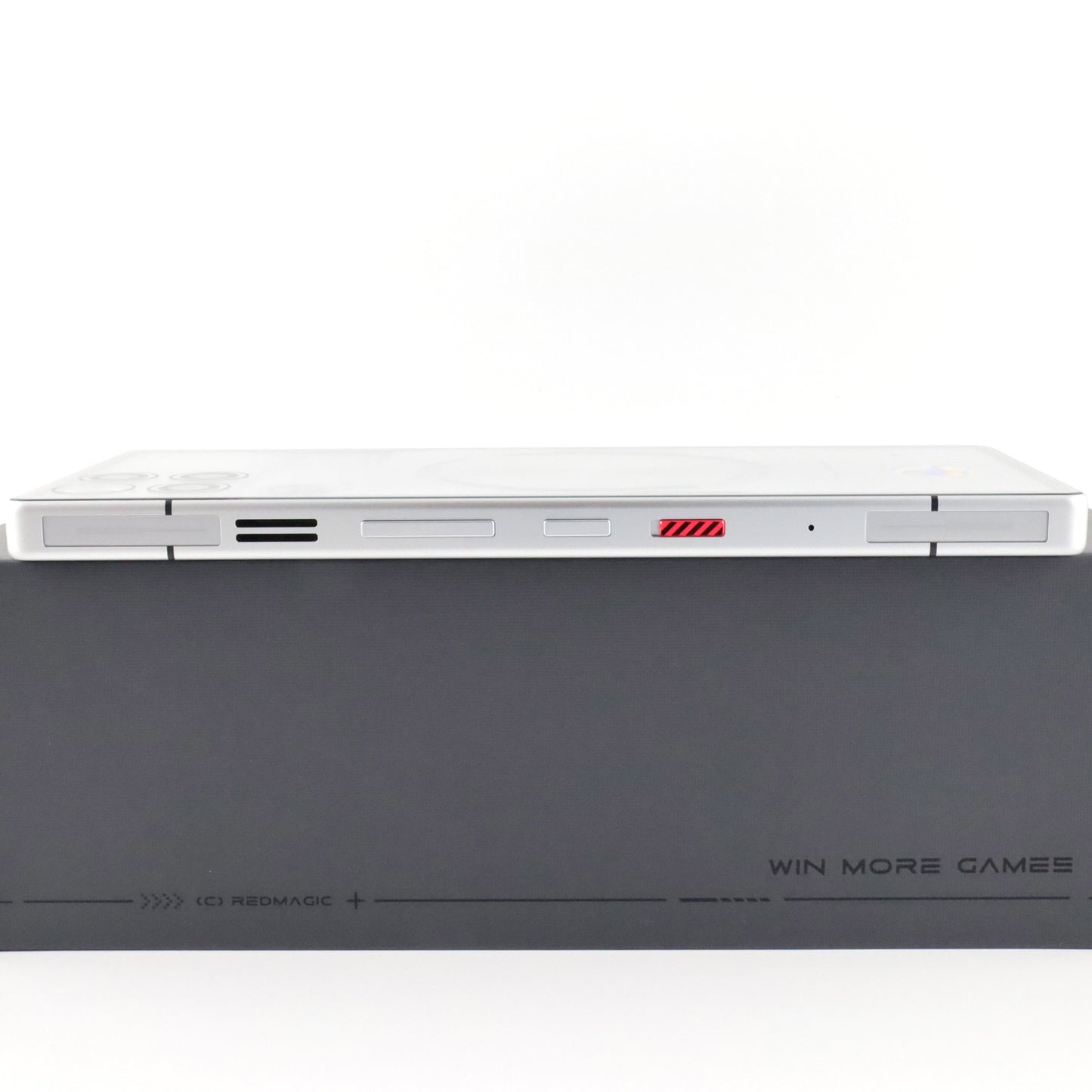 A-ランク REDMAGIC 11S Pro 16/512GB Subzero NX809J グローバル版 【90日保証】
