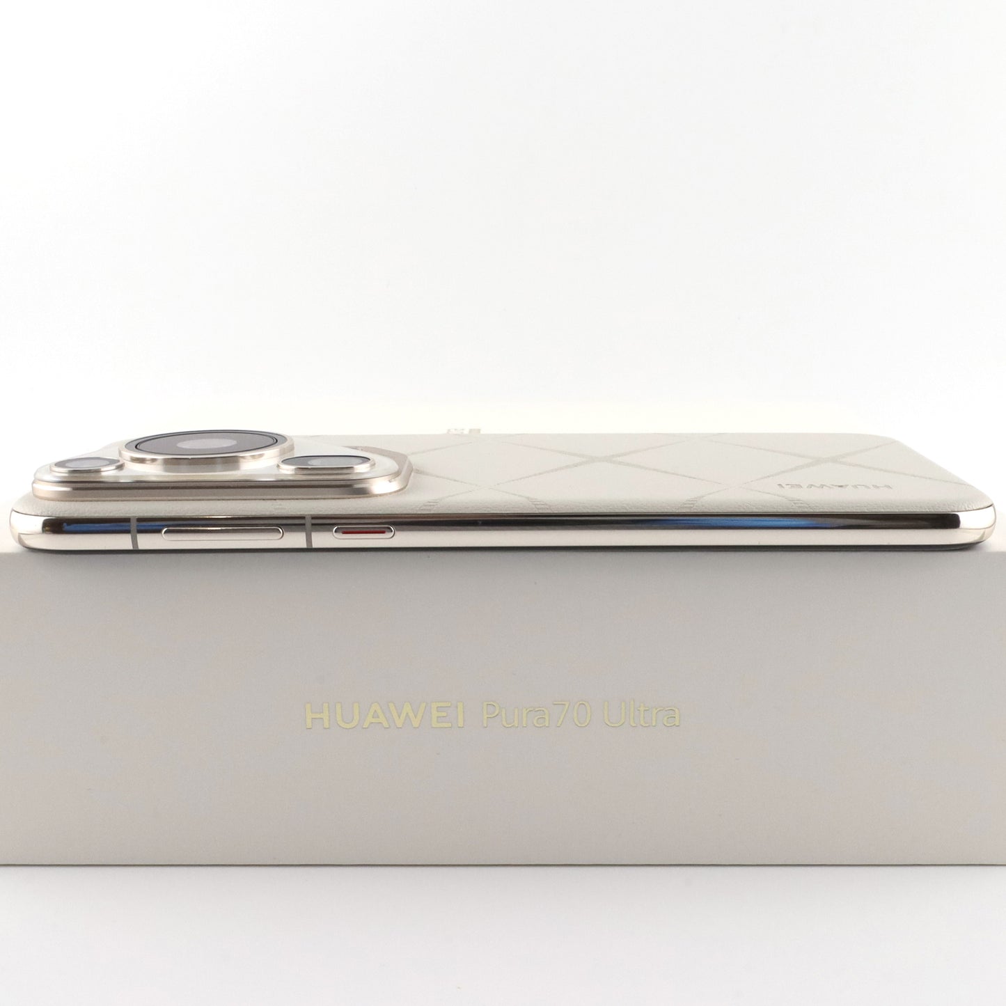 Cランク HUAWEI Pura 70 Ultra 16/512GB White HBP-AL00 中国版【90日保証】