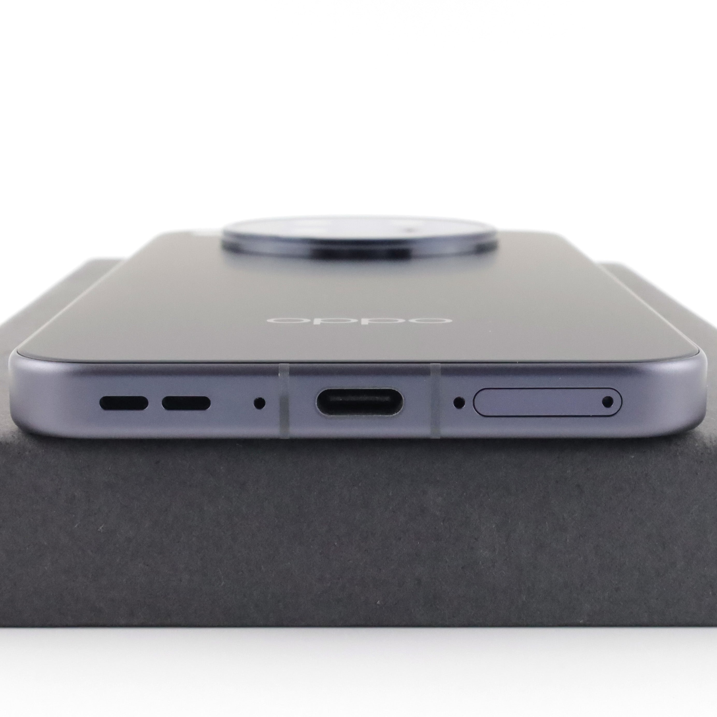 OPPO Find X8s（中国版） 1TB 大容量 A-ランク OPPO FInd X8s 16GB/1TB Black PKT110 中国版【90日保証