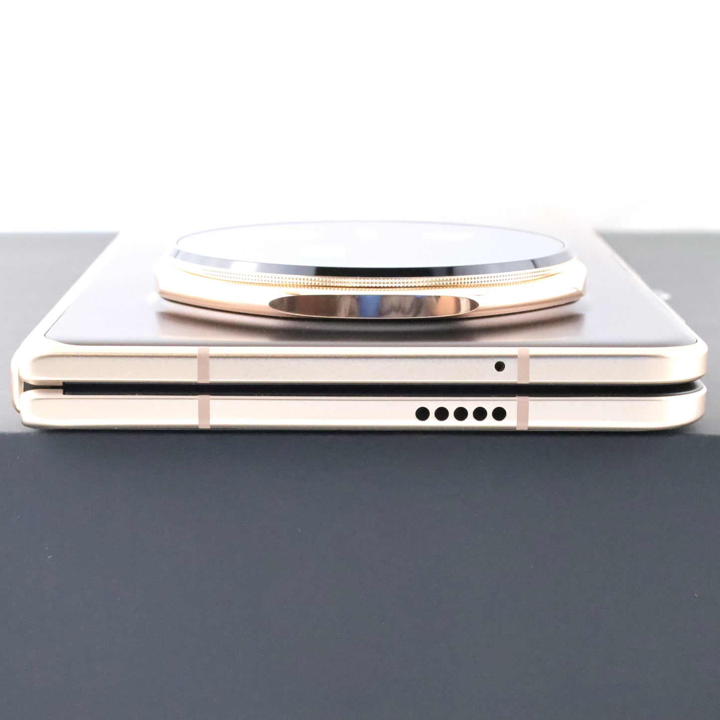 C+ランク HONOR Magic V5 16/512GB DawnGold MBH-N49 グローバル版【30日保証】