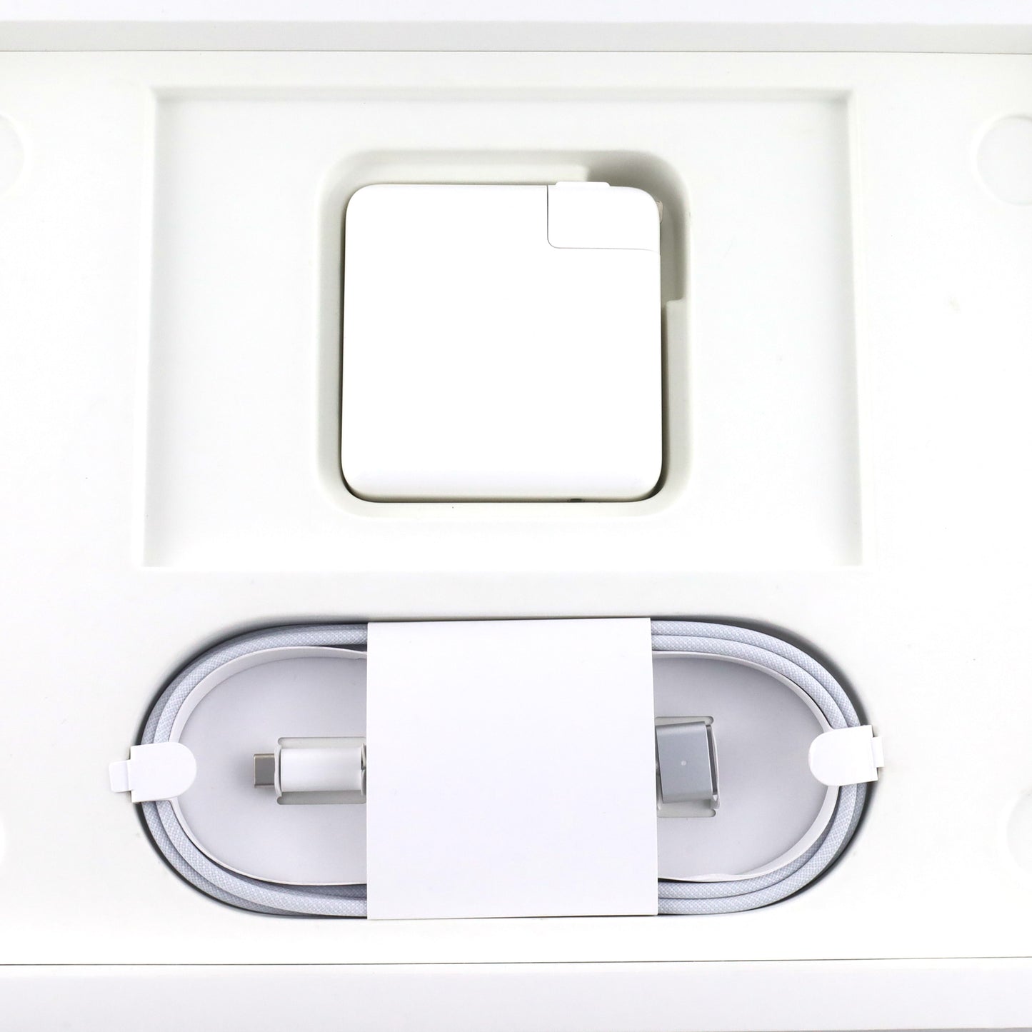 Bランク Apple MacBook Pro LiquidRetinaXDRディスプレイ 14.2インチ 16GB/1TB A2779 MPHJ3J/A 国内版【30日保証】