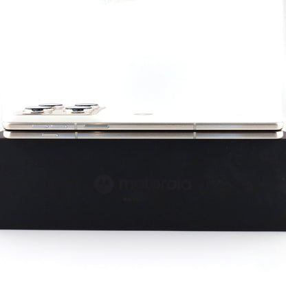 C++ランク motorola razr fold 16/512GB Pantone Lily White XT2651-1 YDM18642341P グローバル版【90日保証】
