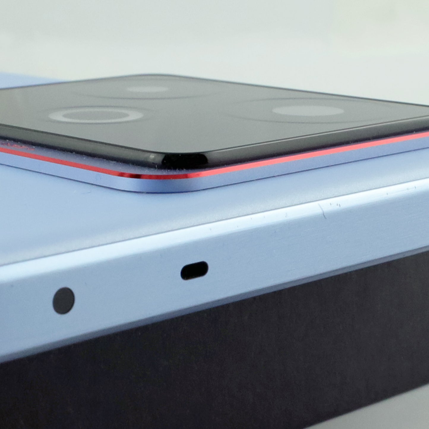 B+ランク realme GT7 12/256GB LightBlue RMX6688 中国版【90日保証】