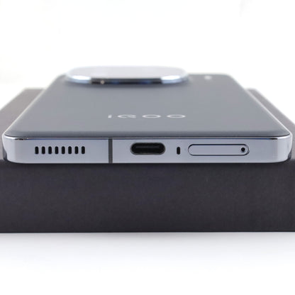 B-ランク vivo iQOO 12 12/256GB Black V2307A 中国版【90日保証】