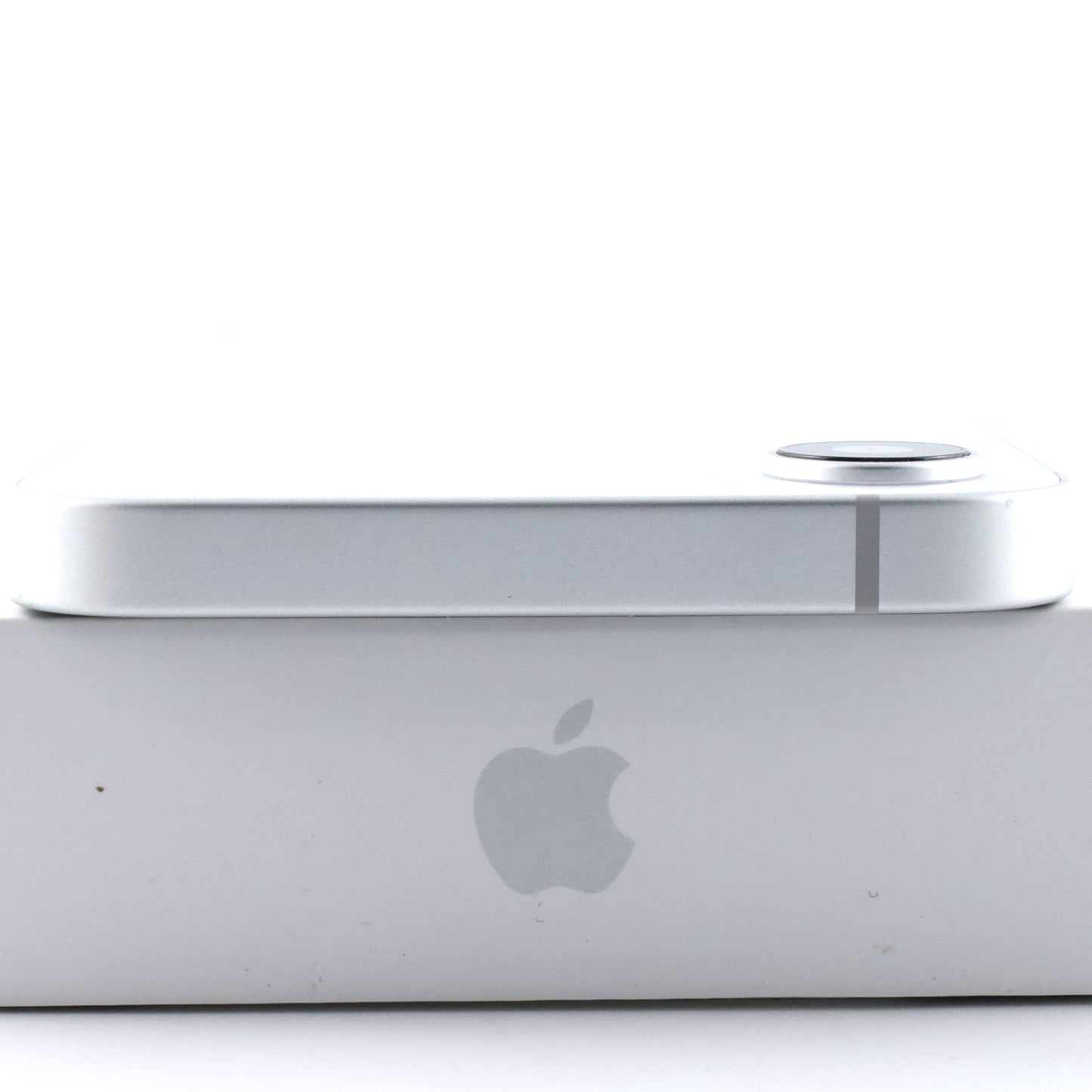 A-ランク iPhone 16e 128GB White A3409 MD1R4J/A 国内docomo版【90日保証】