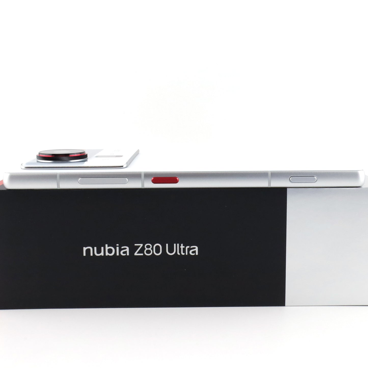 Aランク nubia Z80 Ultra 16/512GB White NX741J 国内版【90日保証】