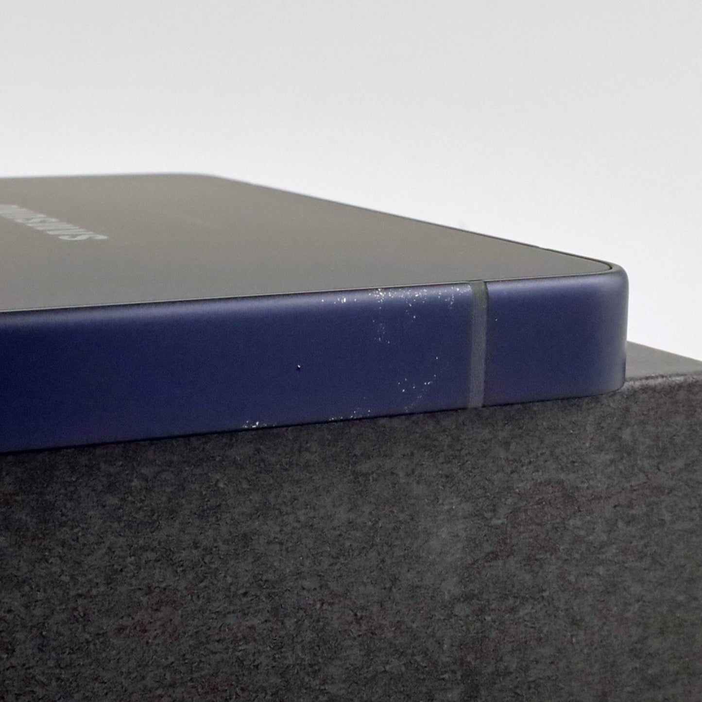 B+ランク Galaxy S25 Ultra 12/256GB TitaniumJetblack SM-S938Q 国内版【90日保証】