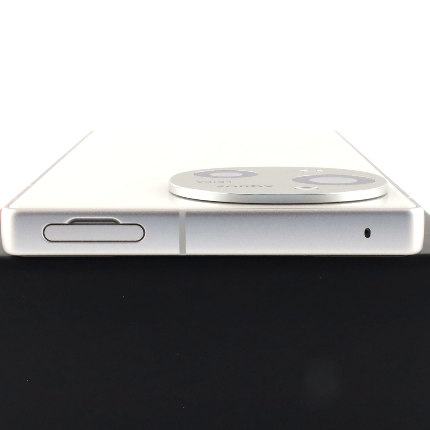 Aランク AQUOS R10 12/256GB カシミヤホワイト SH-M31 国内版【90日保証】