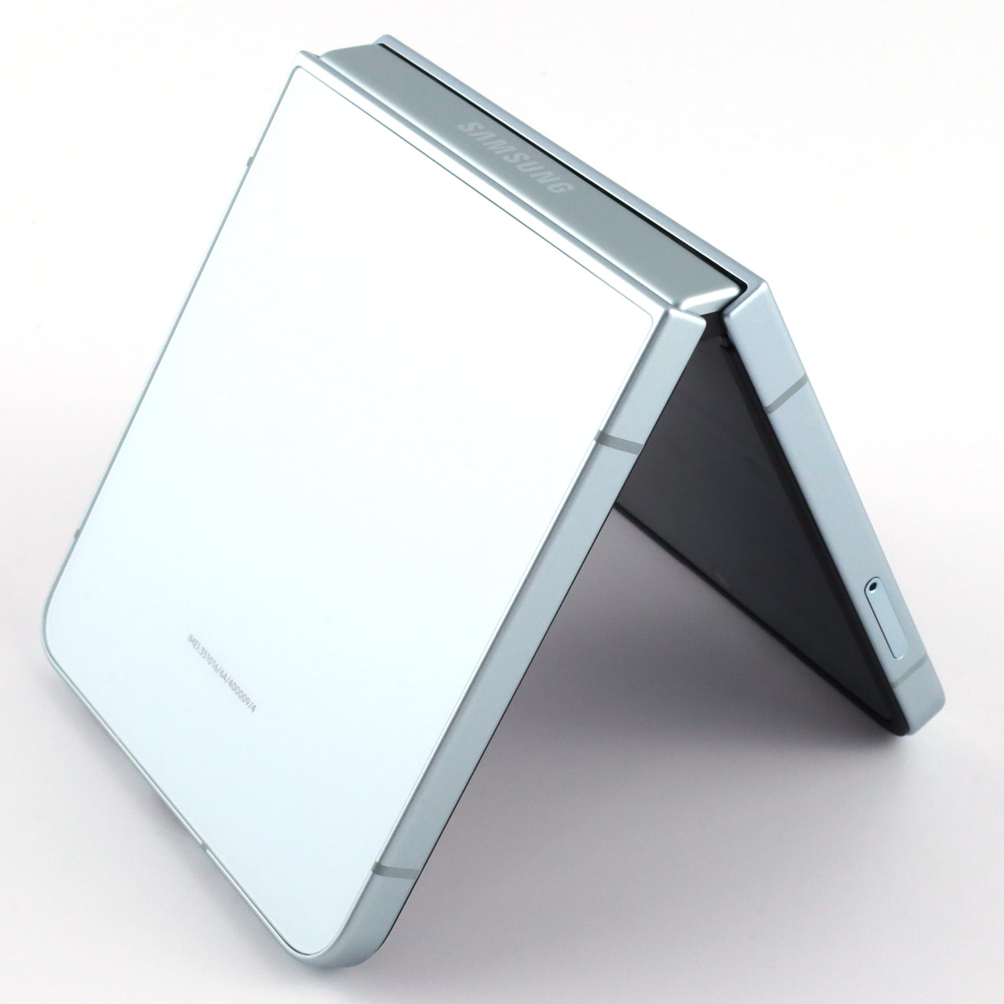 C++ランク Galaxy Z Flip7 12/512GB Mint SM-F766Q 国内版【30日保証】