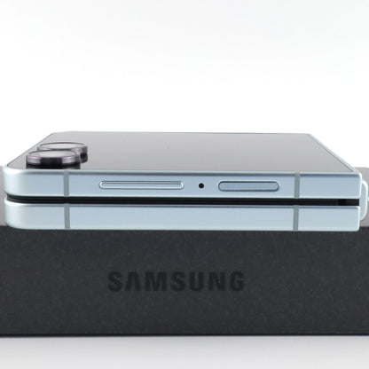 C++ランク Galaxy Z Flip7 12/512GB Mint SM-F766Q 国内版【30日保証】