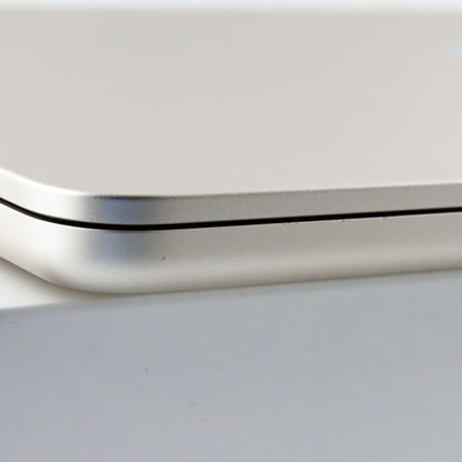 A-ランク MacBook Air 13.6インチ 8/512GB スターライト MLY23J/A A2681 国内版【90日保証】