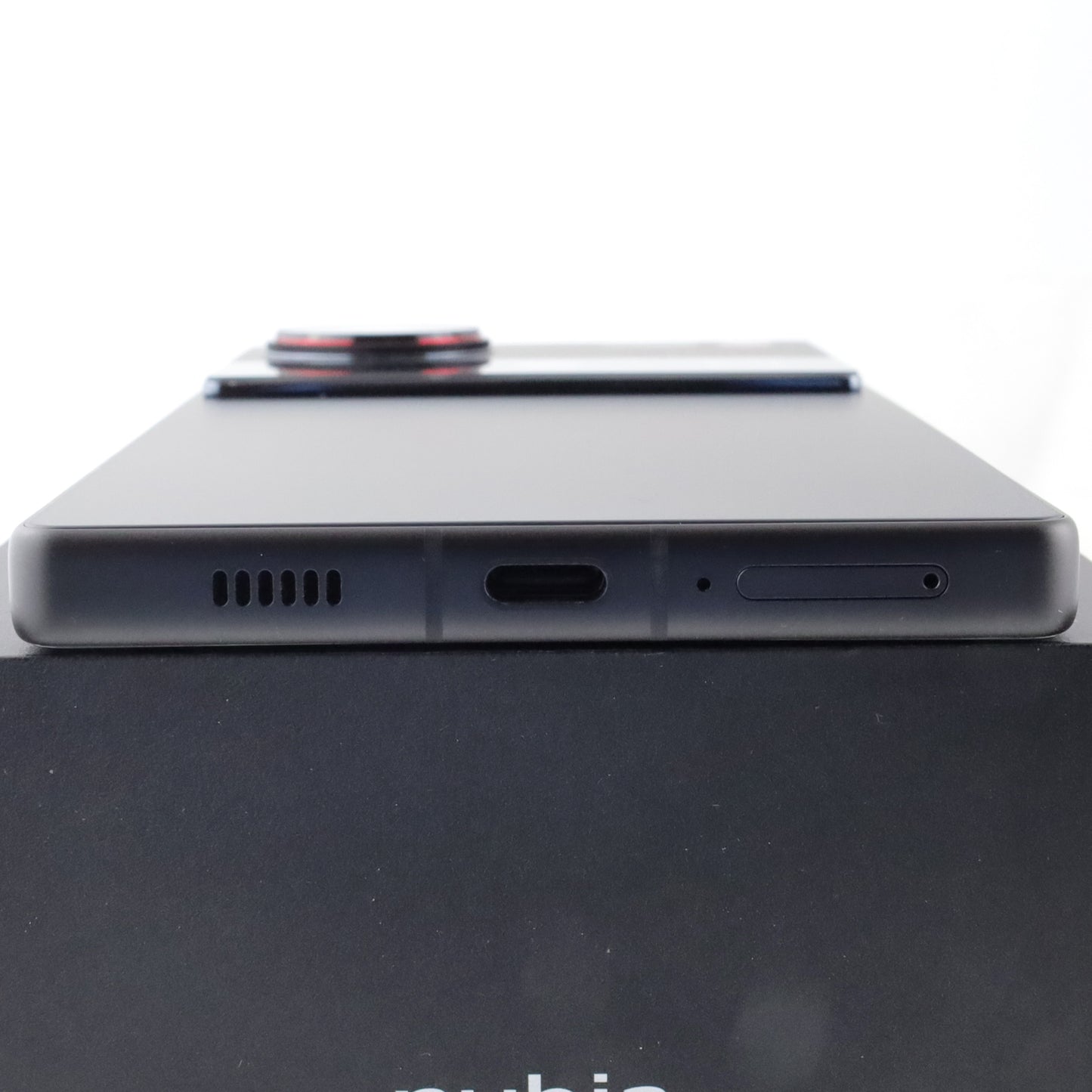 Aランク nubia Z70 Ultra 12/256GB Black NX733J 国内版【90日保証】