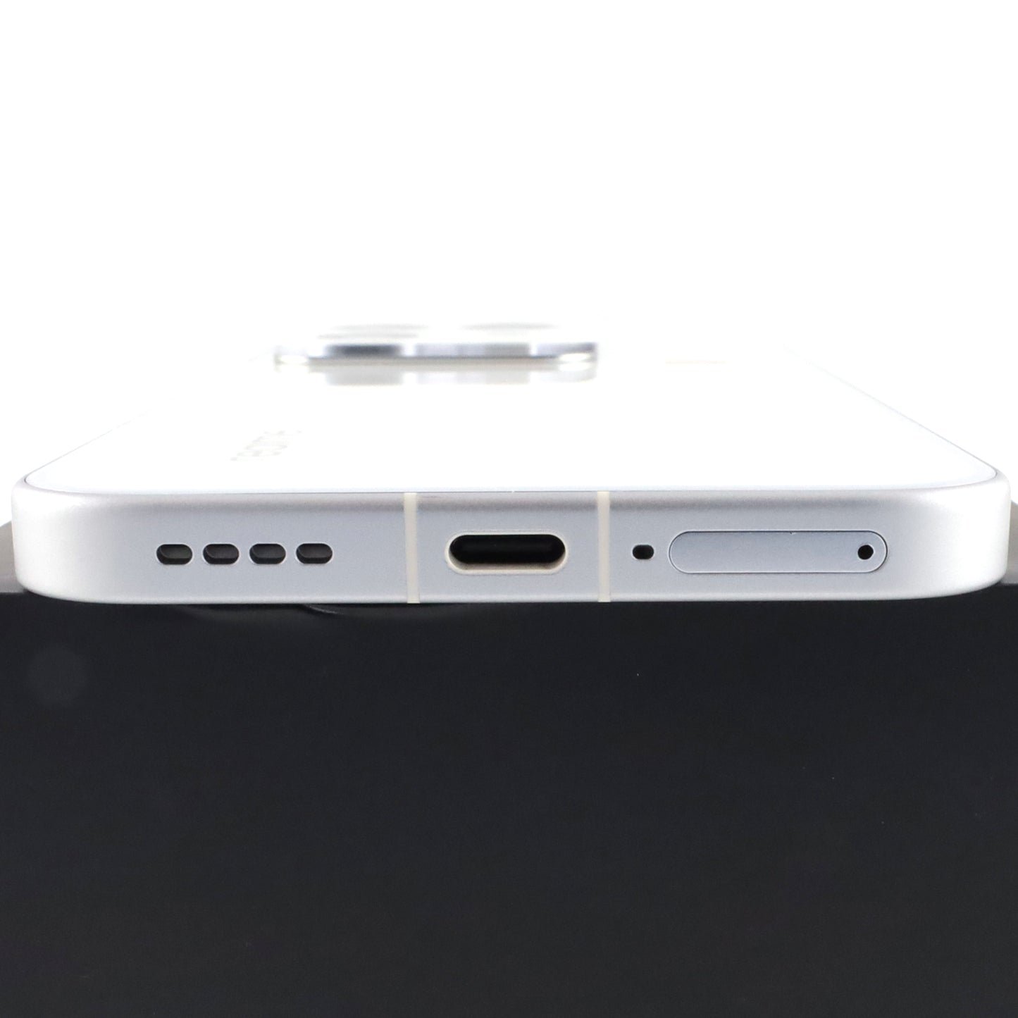 A-ランク realme Neo8 12/256GB White RMX8899 中国版【90日保証】