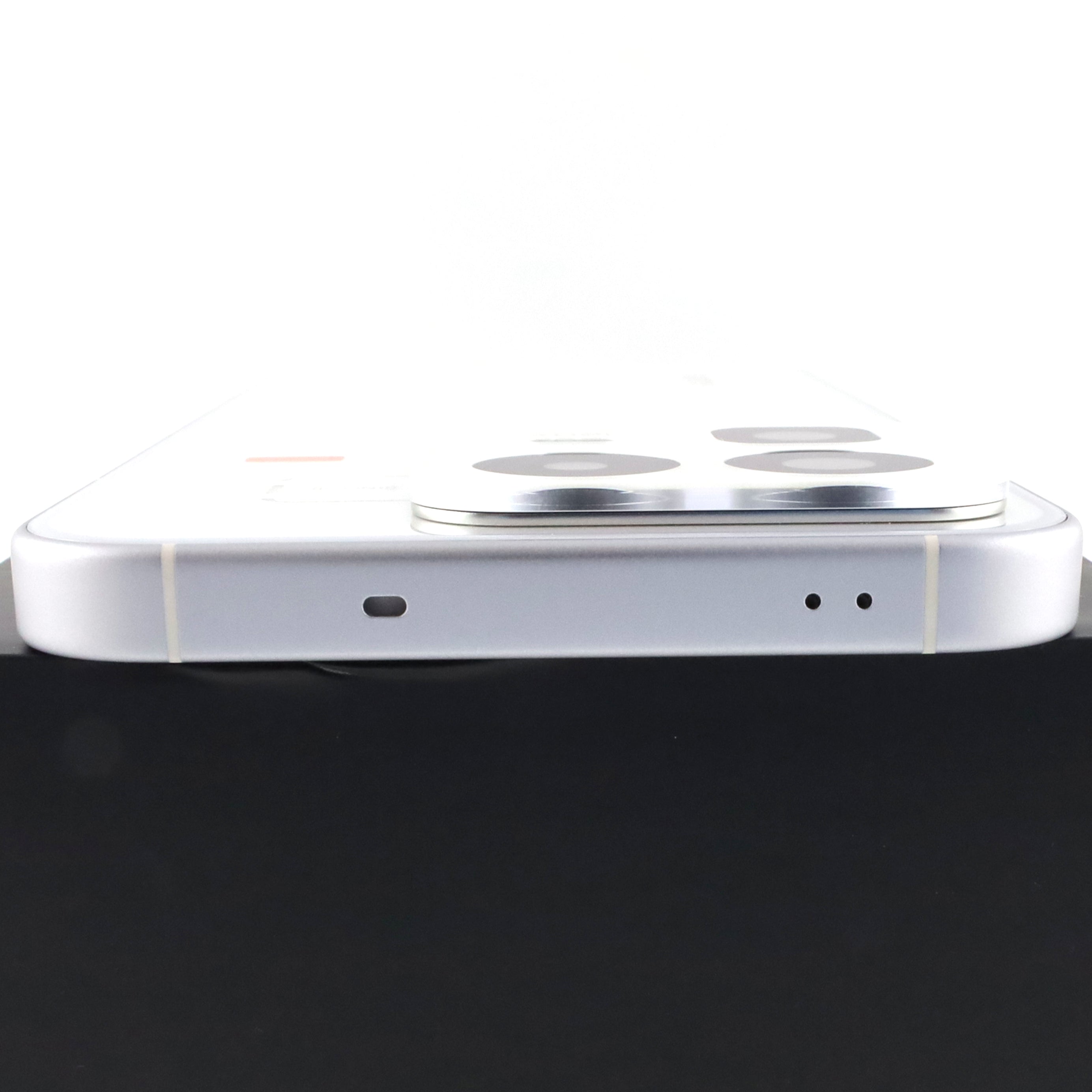 A-ランク realme Neo8 12/256GB White RMX8899 中国版【90日保証