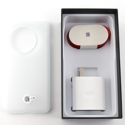 A-ランク OnePlus 13 24GB/1TB white PJZ110 中国版【90日保証】