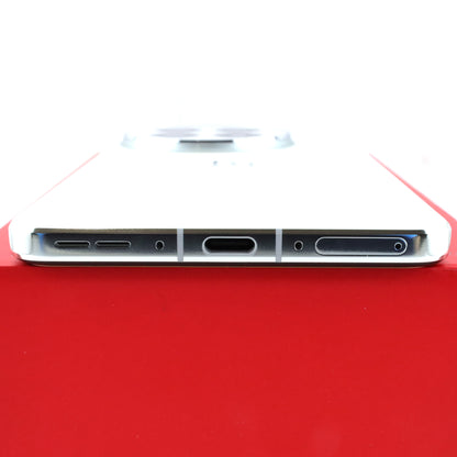 A-ランク OnePlus 13 24GB/1TB white PJZ110 中国版【90日保証】