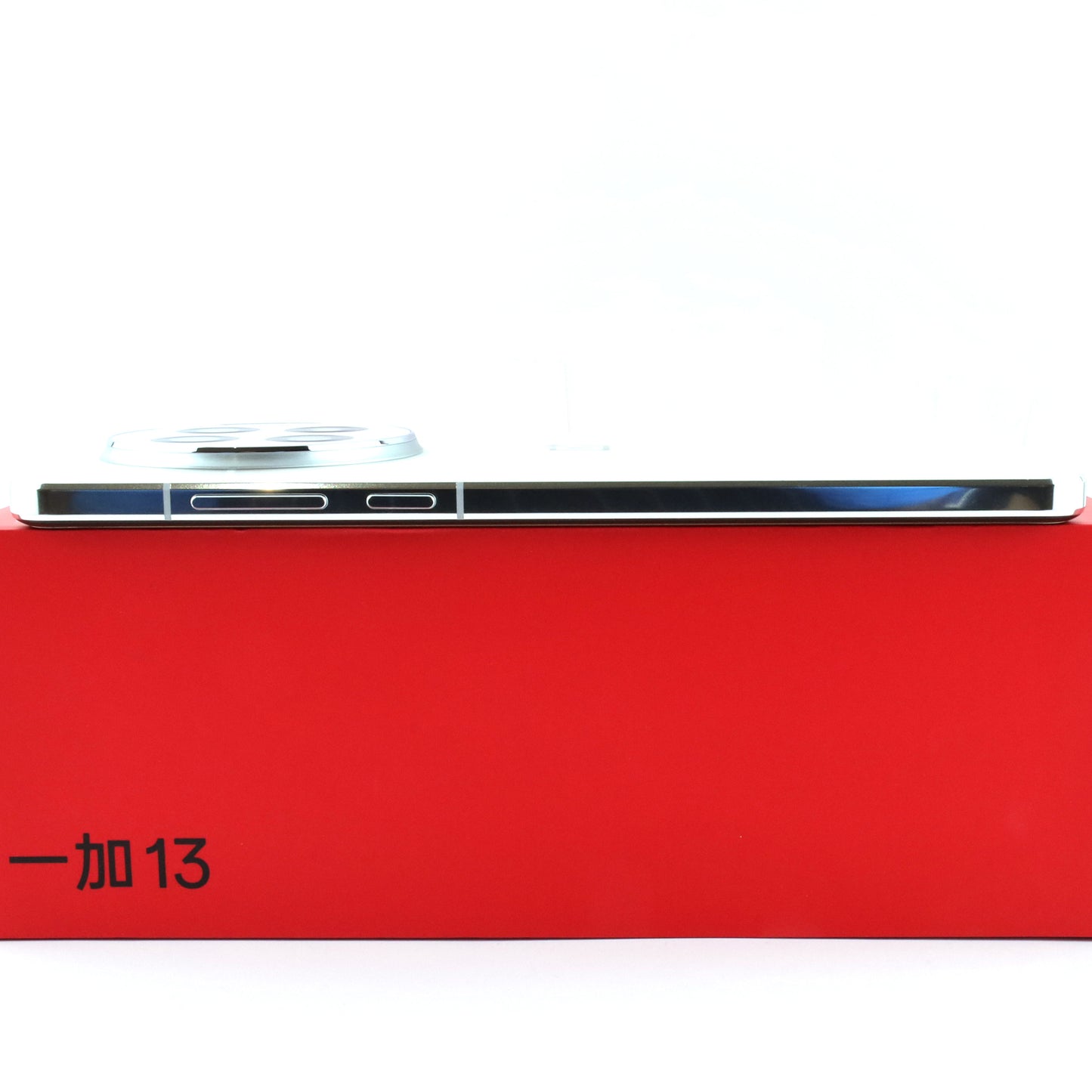 A-ランク OnePlus 13 24GB/1TB white PJZ110 中国版【90日保証】