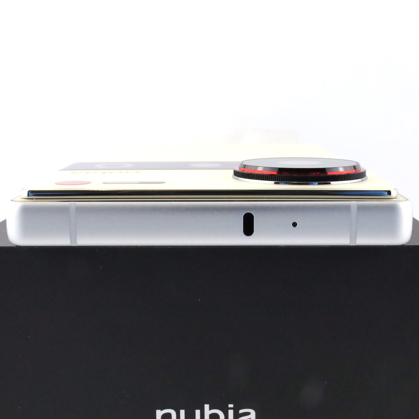 Aランク nubia Z70 Ultra 16/512GB Yellow NX733J グローバル版【90日保証】