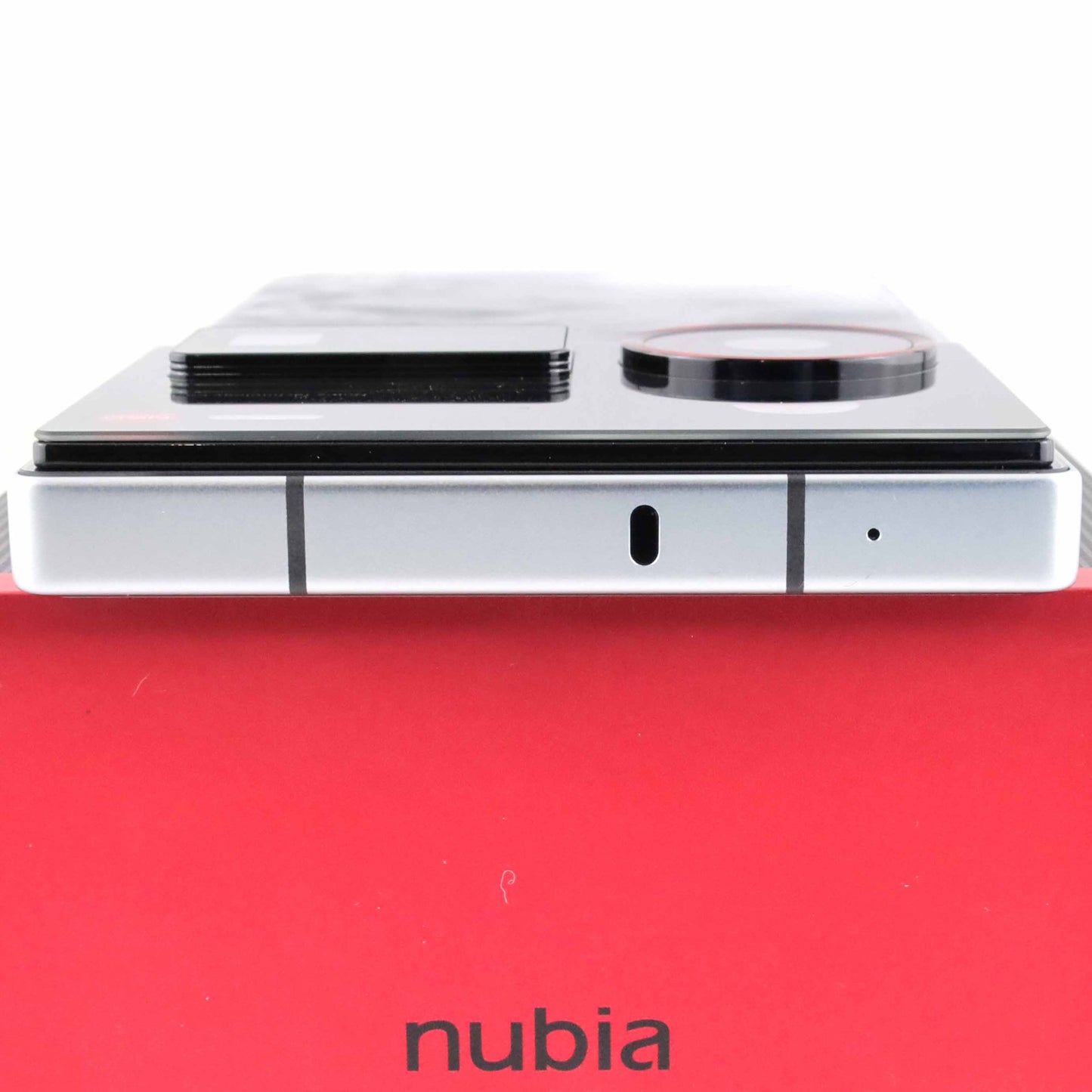 Aランク nubia Z60 Ultra LeadingVersion Silver 16/512GB NX721J グローバル版【90日保証】