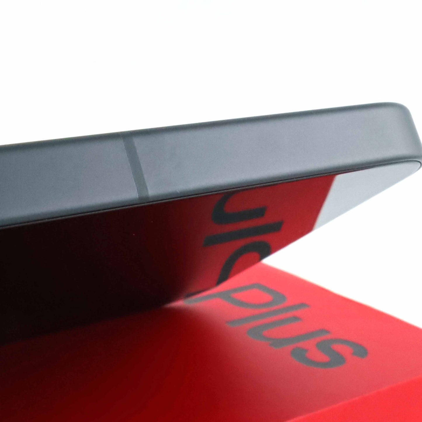 C+ランク OnePlus 13s 12/512GB BlackVelvet CPH2723 グローバル版【90日保証】