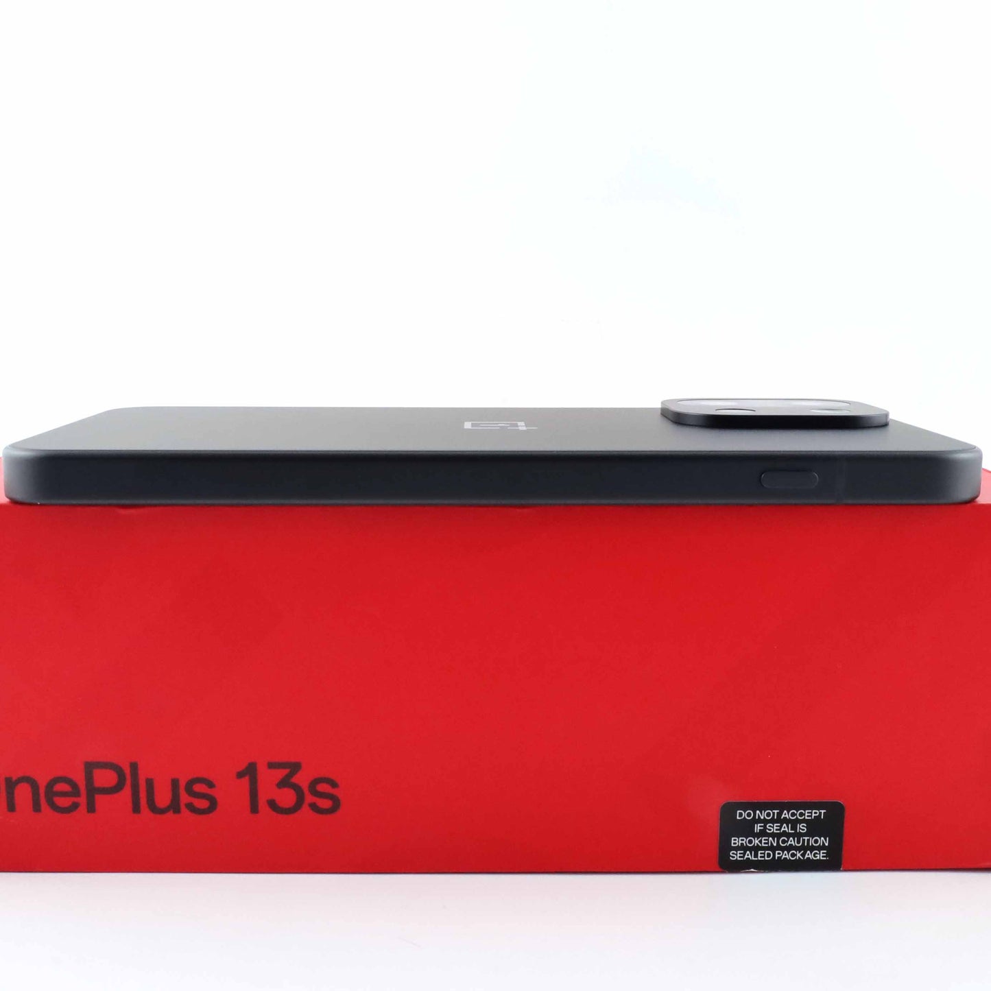 C+ランク OnePlus 13s 12/512GB BlackVelvet CPH2723 グローバル版【90日保証】